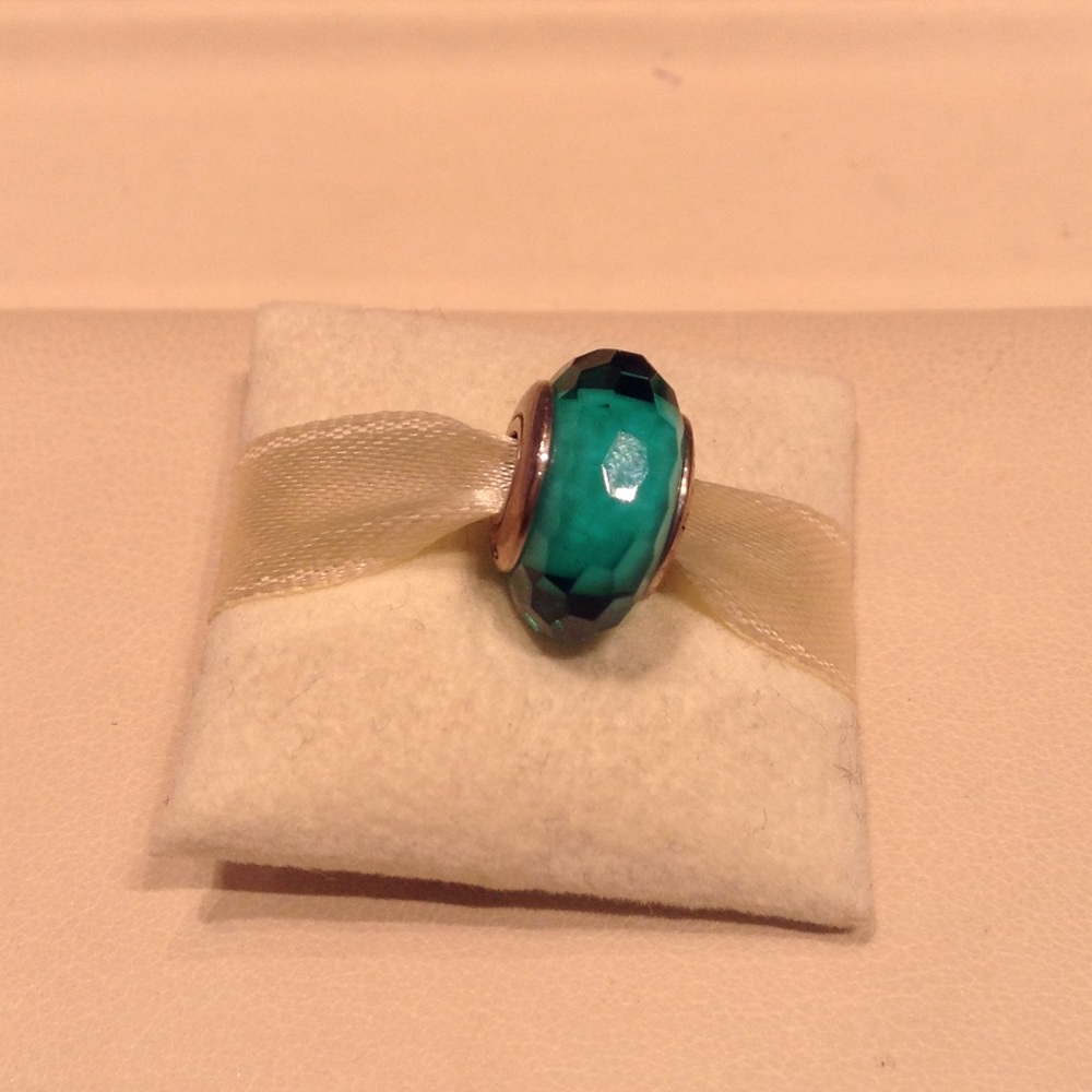 Authentic Pandora Murano glass bead
